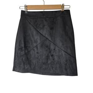 MANGOPOP Black New Faux Suede Hi-Waist Criss Cross Form Fitting Skirt SZ S - NWT